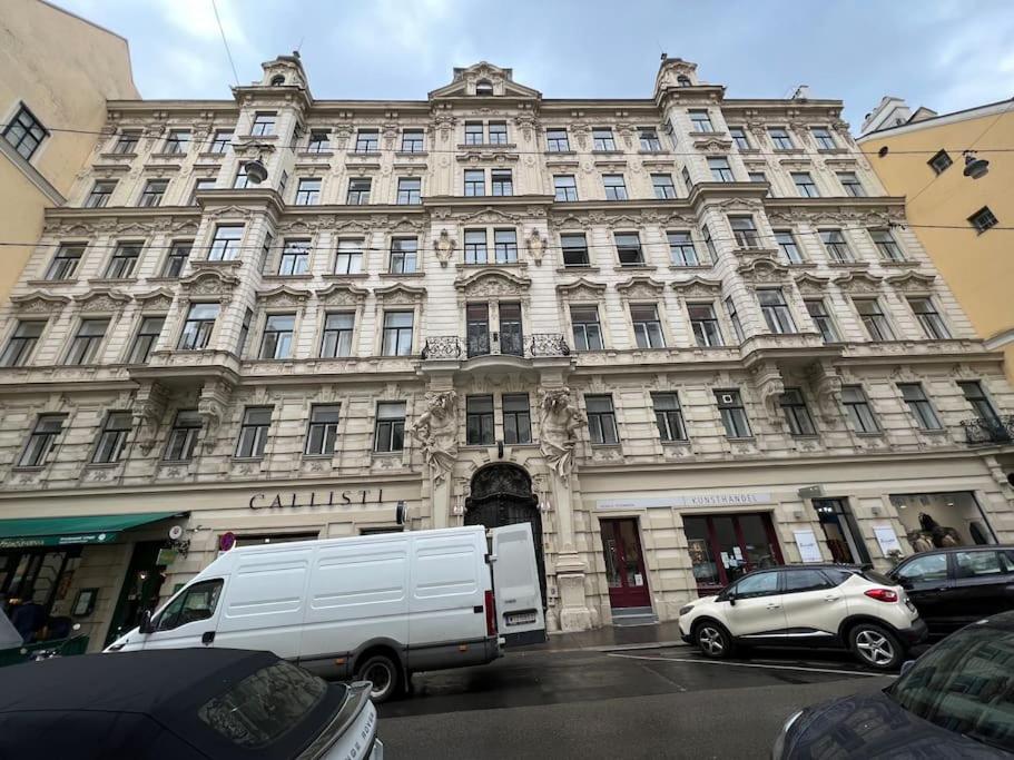 Design Apartment In The Centre Of Wien Eksteriør bilde
